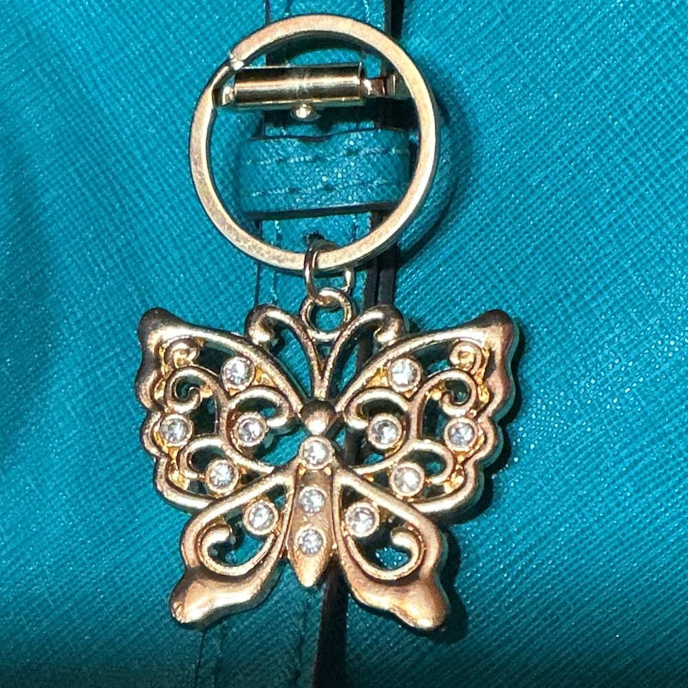 Golden Butterfly Keychain - Picture 1 of 2